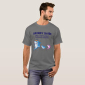 メンズは普通のサメのように不機嫌だが、より畏敬の念を抱く Tシャツ (正面フル)