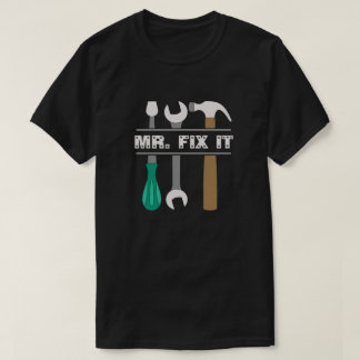 メンズは氏に用具を使いますFix It Tシャツ