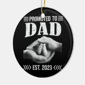 メンズは間もなくパパ2023に昇進し、新しいパパ2023 セラミックオーナメント (左)