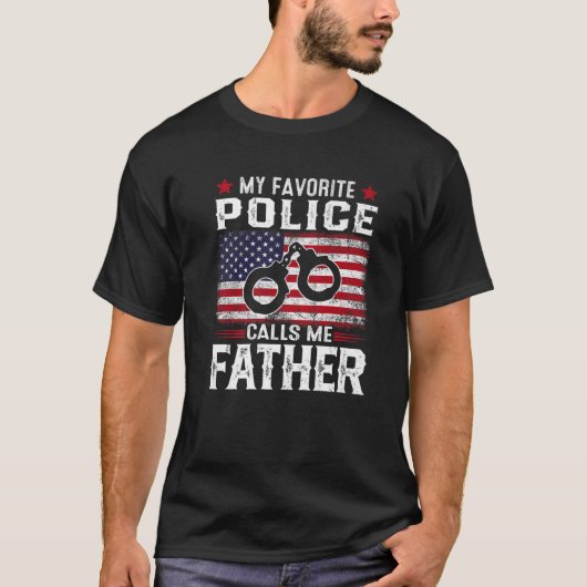 メンズアメリカ国旗お気に入りの私の警察は私を太と呼ぶ Tシャツ (正面)