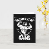 メンズイエスボディビルTシャツ – おもしろいJesus Weig カード (黄色い花)