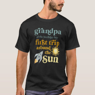 メンズグランドパアウタースペース1stバースデーファーストトリップA Tシャツ
