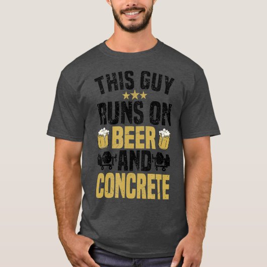 メンズコンクリートフィニッシャビール建築作業者 Tシャツ (正面)