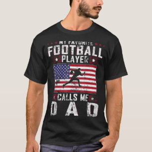 メンズサッカーお気に入りの選手が私をパパファースと呼ぶ Tシャツ
