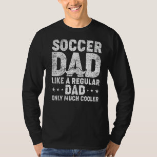 メンズサッカーパパ通常のパパレトロサッカーDa Tシャツ