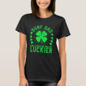 メンズサーフパパおもしろいSt patricks dayサーファーパパ Tシャツ (正面)