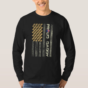 メンズダディ誇りを持ったーアメリカンフラッグサッカーファーザーパット Tシャツ