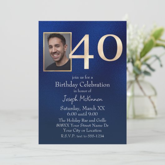メンズネイビーブルーと金ゴールド40歳の誕生日 招待状 (スタンド正面)