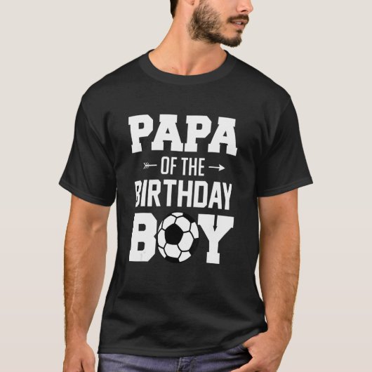 メンズパパ誕生日少年   サッカー少年の家族  Tシャツ (正面)