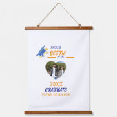 メンズベーシックTシャツ 吊り下げ型タペストリー (正面)