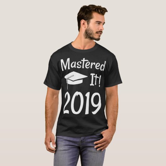 メンズマスターズ学位卒業ギフトプレミアム Tシャツ (正面フル)