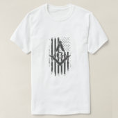 メンズマソニックアメリカ国旗のスクエアとコンパスフレ Tシャツ (デザイン正面)