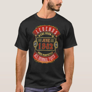 メンズ伝説生まれは1982年6月40歳 Tシャツ