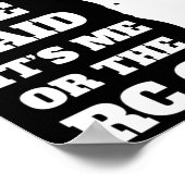 メンズ彼女は私かRc車のおもしろいギフトと言った！ ポスター (角)