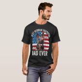 メンズ愛国的なドイツの羊飼いパパアメリカ国旗D Tシャツ (正面フル)