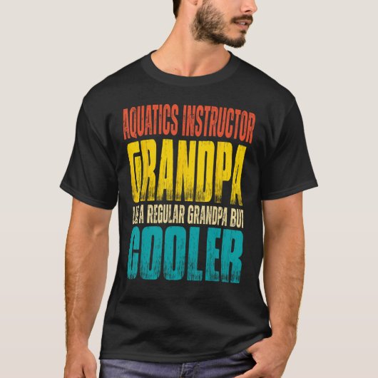 メンズ水中競技インストラクターグランパライクアグランドパb tシャツ (正面)