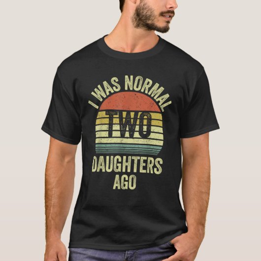 メンズ私は普通の2人娘だった前のレトロおもしろいダ Tシャツ (正面)