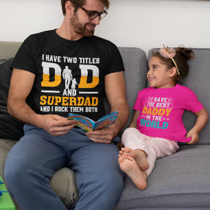 メンズ私は2つのタイトルを持っているパパとスーパーパパとIロック Tシャツ
