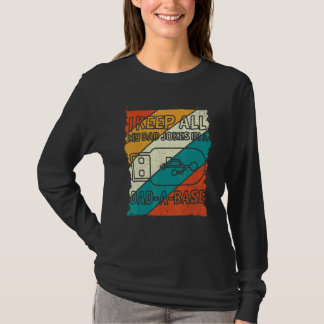 メンズ私保の全てのパパがベースのヴィンタのパパでジョーク Tシャツ