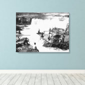 メンズ魚釣りアットセリオ滝写真 キャンバスプリント (インサイチュ (ウッドフロア))