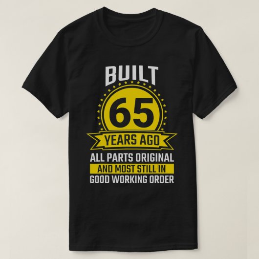 メンズ65誕生日ギフト65年全部品産地 Tシャツ (デザイン正面)