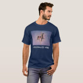 メンズ ダークTシャツ - ペタルマ カルーセルホース 2 Tシャツ (正面フル)