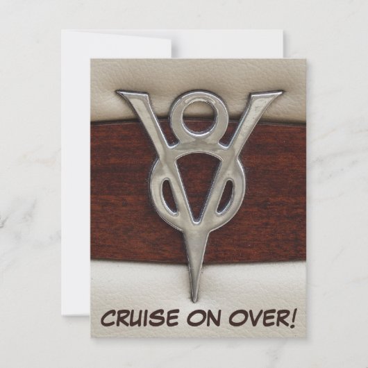 メンズ バースデー V8 クローム エンブレム カー テーマ 招待状 (正面)