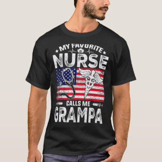 メンズ レトロ お気に入りの看護師は私をじいちゃんと呼ぶ Tシャツ