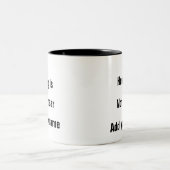 メンタルヘルス – 自己気に-修復は線形ではない ツートーンマグカップ (中央)
