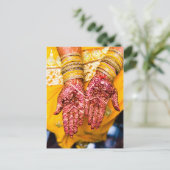 メンディヘンナレッドイエローお祝い伝統 案内ポストカード (スタンド正面)