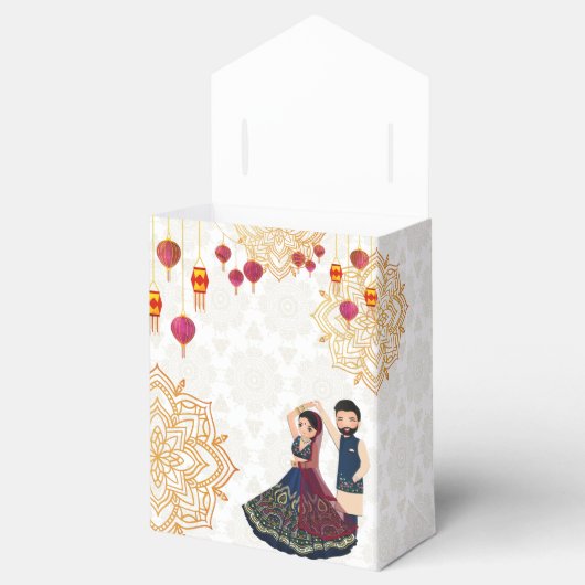 メンディ&サンゲエマナダラとかわいいインディアンカップル フェイバーボックス (オープン)