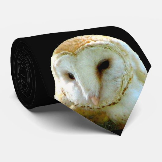 メンフクロウの特色にされたプロフィール ネクタイ (ロール)
