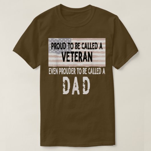 メン誇りを持ったスは退役軍人でパパの父の日 Tシャツ (デザイン正面)