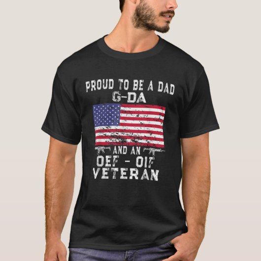 メン誇りを持ったパパG Da OEF OIF退役軍人レトロ米国国旗 Tシャツ (正面)