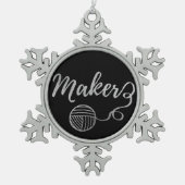 メーカークラフツ&ヤーンタイポグラフィフェイクシルバー スノーフレークピューターオーナメント (正面)