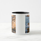 メーヌ諸島のアイル·オー·オーの岩だらけの海岸 マグカップ (中央)