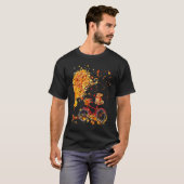 メープルリーフの秋 可愛い猫の自転車 イッツフォールヤー Tシャツ (正面フル)