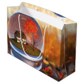 メープルリーフグローブ抱き枕 ラージペーパーバッグ (裏面アングル)