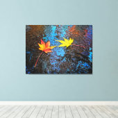 メープル葉落ちたの キャンバスプリント (インサイチュ (ウッドフロア))