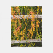 メープル&ホワイト樺の木 |ホワイトマウンテンズ, NH フリースブランケット (正面)