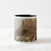 メーランガルフォート·オブ·ジョドプール。インドのラジャスタン。 ツートーンマグカップ (中央)