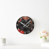 メーンクーンキャット（花あり） ラウンド壁時計 (ホーム)