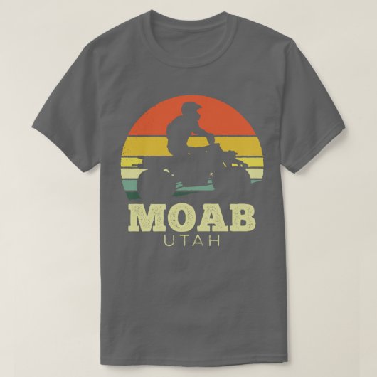 モアブユタクワッドバイクヴィンテージサンセット Tシャツ (デザイン正面)