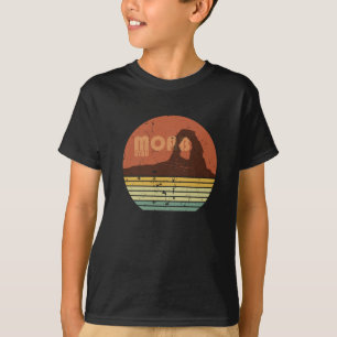 モアブユタヴィンテージサンセットアルシュ国立公園 Tシャツ