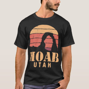 モアブユタヴィンテージデザートサンセット Tシャツ