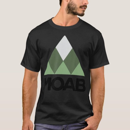 モアブ・シャツモアブ・ユタ・アーチズ国立公園 Tシャツ (正面)