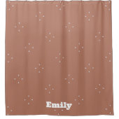 モカのムースの背景にモノグラムの白い矢印 | シャワーカーテン (正面)