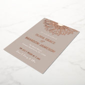 モカバラ金ゴールドひまわりモダンフローラ結婚ズ 箔招待状 (回転した状態)