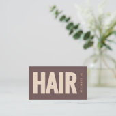 モカベージュのミニマリストヘアスタイリストQRコード 名刺 (スタンド正面)