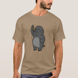 モグラはナゲットアニマルマウンドがおかしいと思う Tシャツ